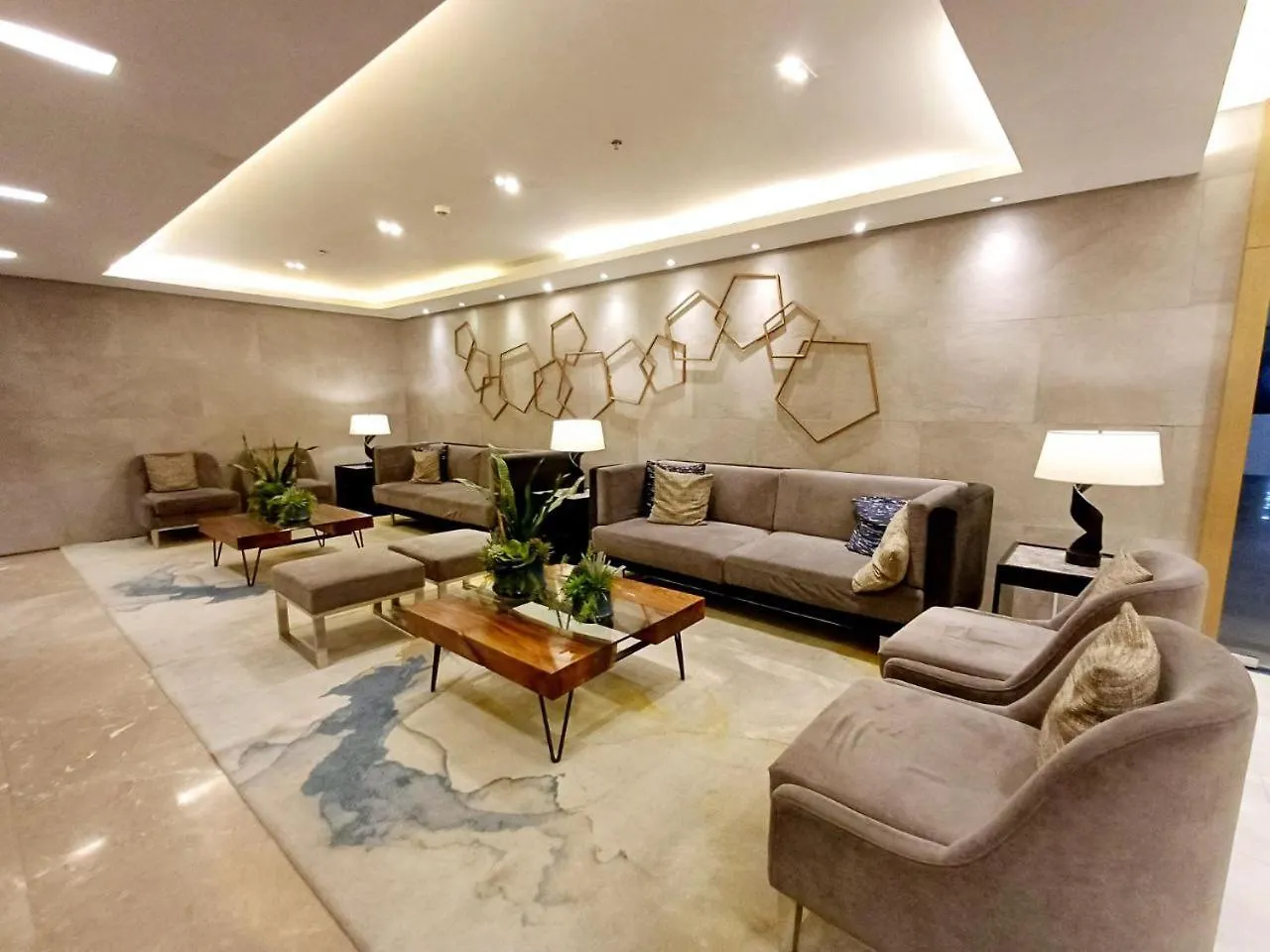 Pasay City Daily Rent Near Naia Airport And Mall Of Asia Manila