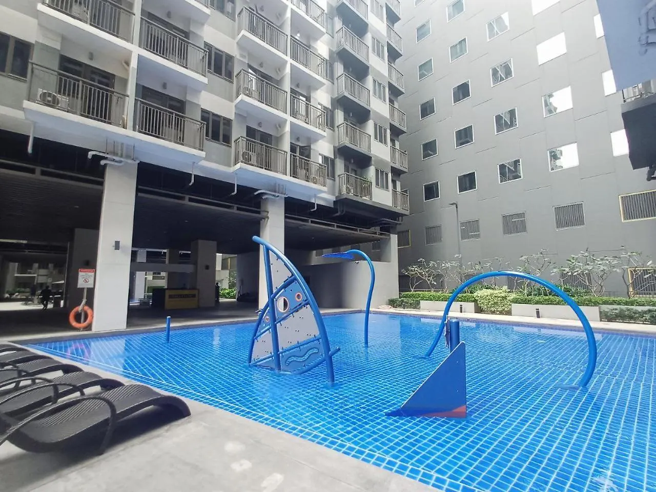 Pasay City Daily Rent Near Naia Airport And Mall Of Asia Manila Philippines